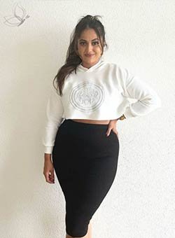Nikky independent Navi Mumbai call girl